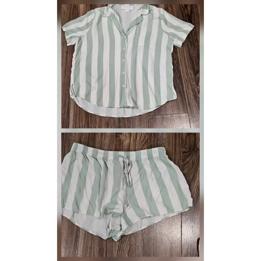 Birdy Grey Pajama set Green short sleeve top and shorts Size M